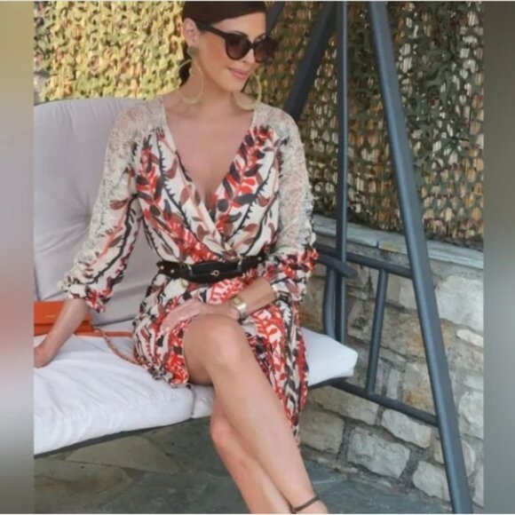 BSB Collection Floral Ruffles Dress Size Like New Condition! - Picture 1 of 3